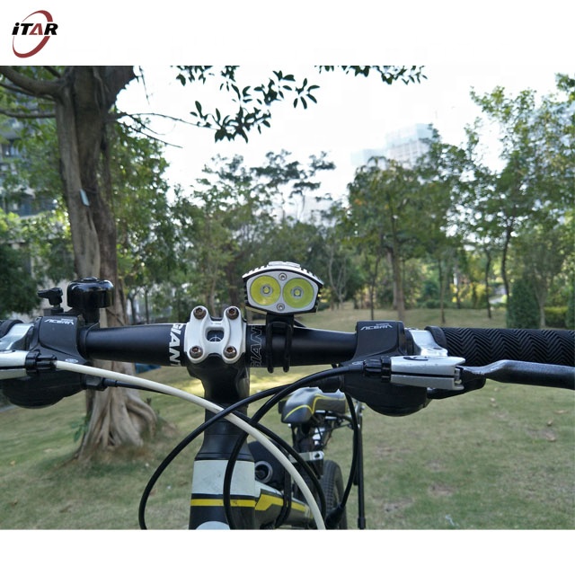 新デザイン 2000ルーメン ハイパワー アルミ製 LED  - Mountain Biking Uk のレビューと価格
